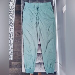 Lululemon Dance Studio mid Rise jogger
